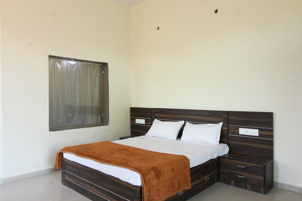 Richi Valley Mount Abu Hotel Exterior foto